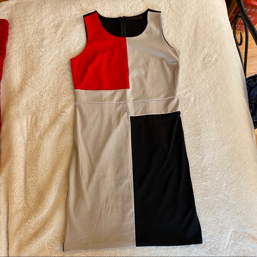 Brand new never worn Colorblock from THE LIMITED